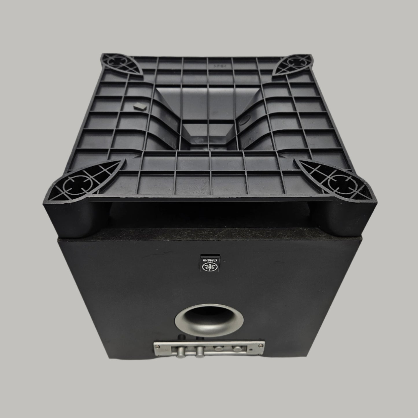 Yamaha YST-SW015 70 Watt Subwoofer