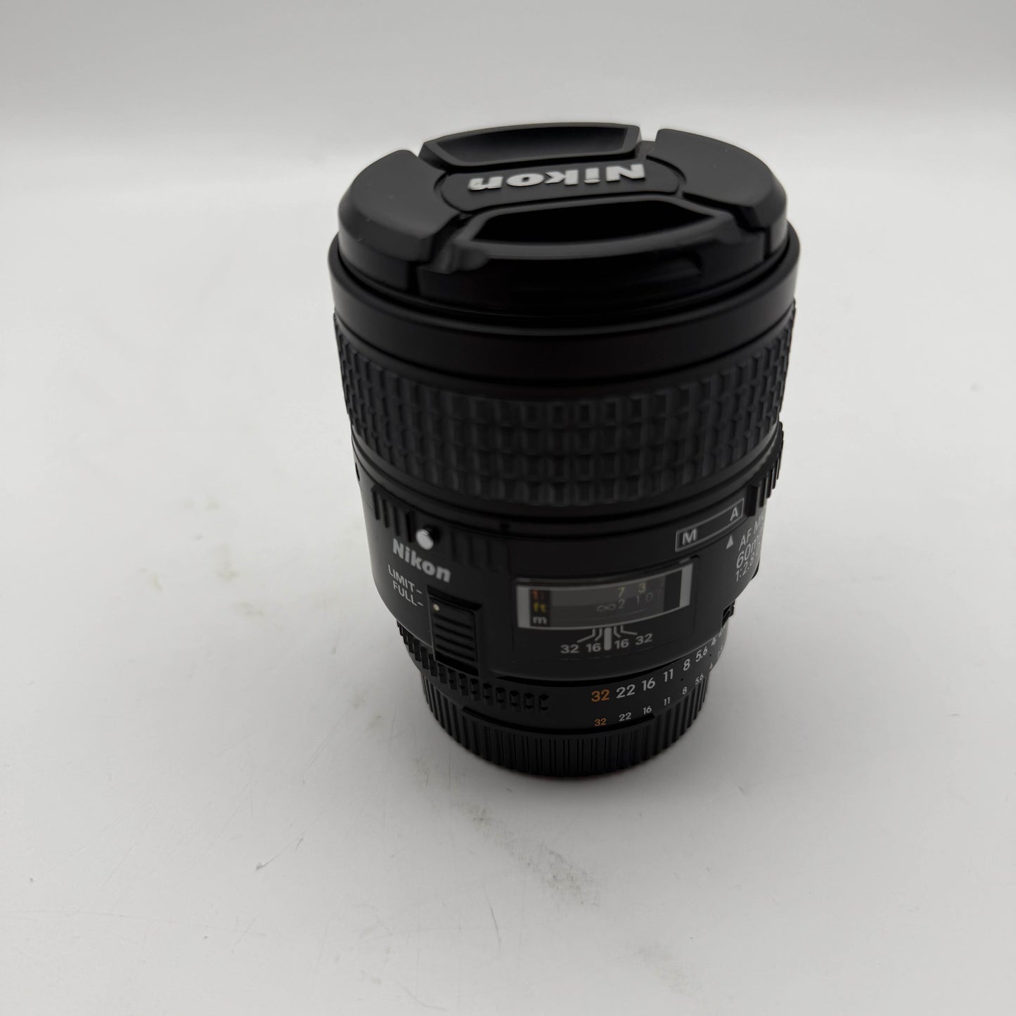 Nikon AF MICRO NIKKOR 60mm f/2.8 D