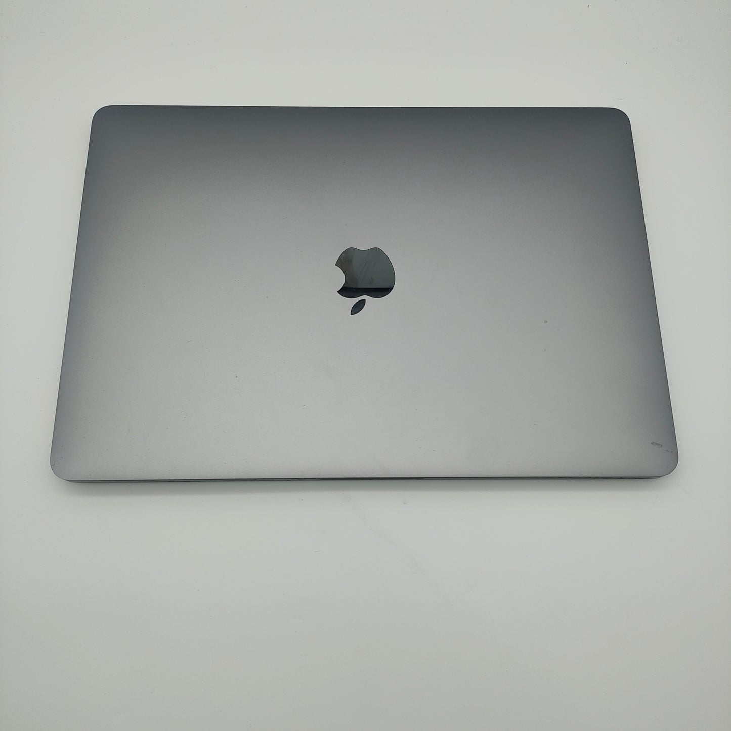 2020 Apple MacBook Pro M1 3.2GHz 8GB RAM 256GB SSD Space Gray A2338