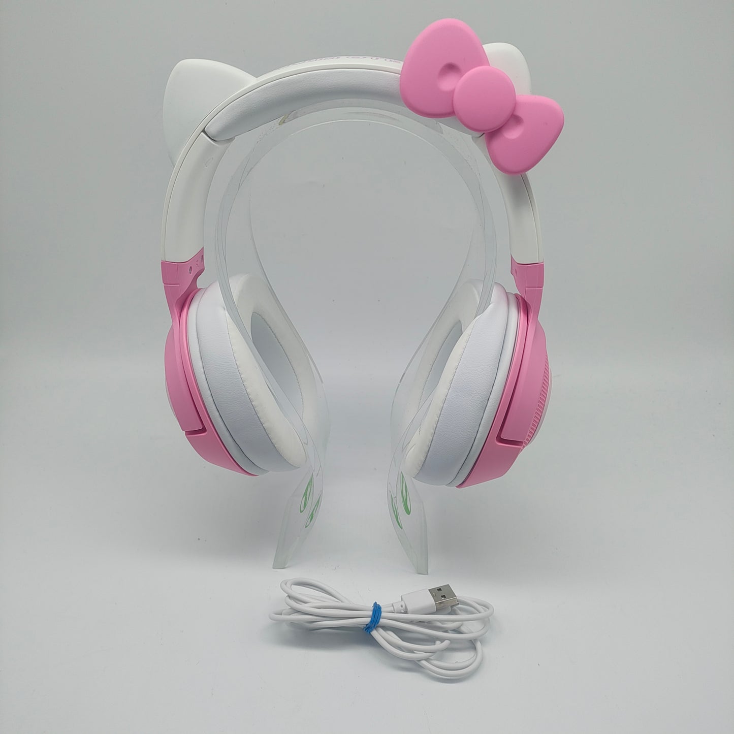 Razer Kraken Bluetooth Wireless Hello Kitty and Friends Gaming Headset