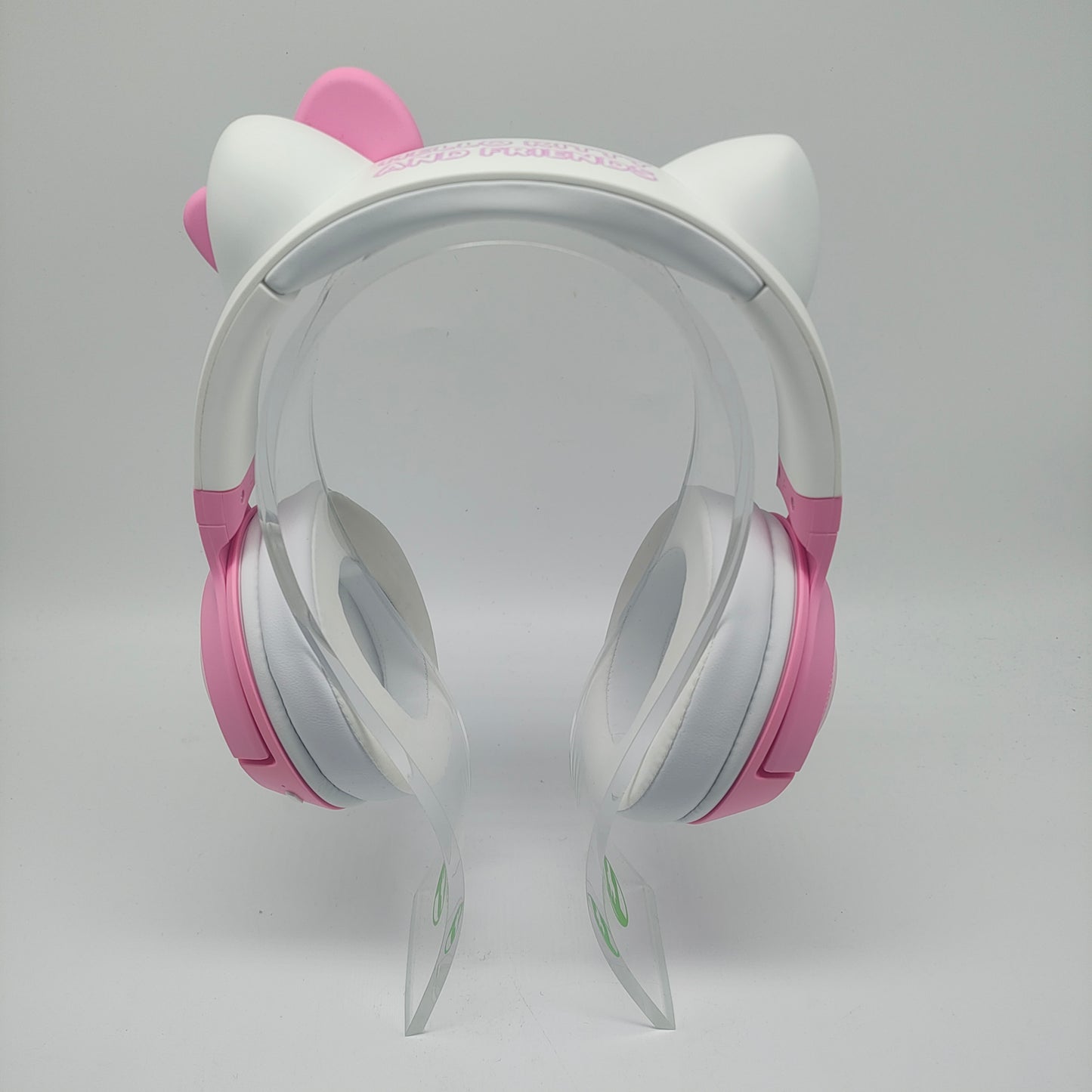 Razer Kraken Bluetooth Wireless Hello Kitty and Friends Gaming Headset