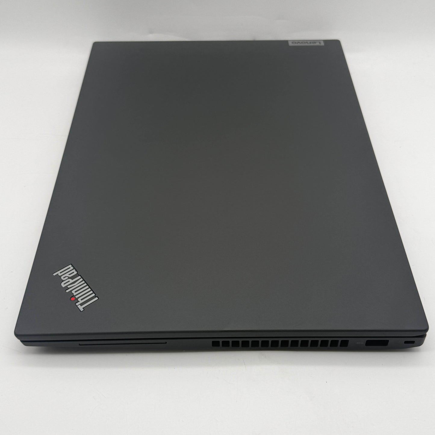 Lenovo ThinkPad P16S GEN 2 16" Ryzen 7 Pro 7840U 3.3GHz 32GB RAM 512GB SSD