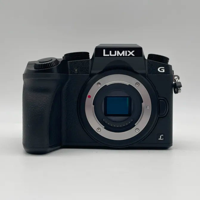 Panasonic Lumix G DMC-G7K 16.0MP Mirrorless Camera Kit